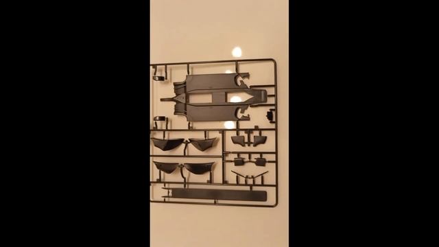 Fujimi 1/20 Scale Ferrari 2006 F1 248 Model Kit - Inside the Box! (Schumacher) смотреть онлайн