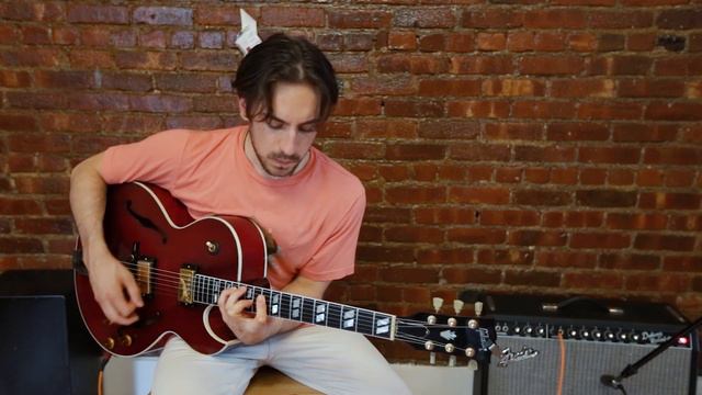 Tony Davis - "Norwegian Wood" (Solo Guitar) смотреть онлайн