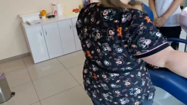 КАК ЛЕЧАТ ДЕТЯМ ЗУБЫ?