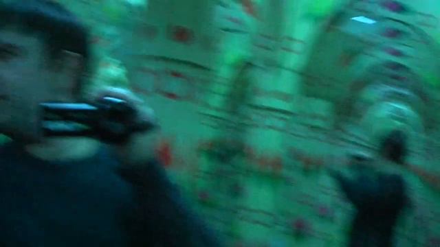 Не простой зеркальный лабиринт. смотреть онлайн