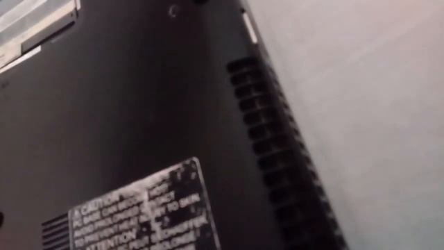 DESTAPAR LAPTOP TOSHIBA, MODELO SATELLITE | FÁCIL Y RÁPIDO смотреть онлайн