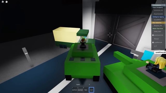 2 НУБА И ДЕВУШКА ПРО БЕГУТ ОТ SCP В ROBLOX! смотреть онлайн