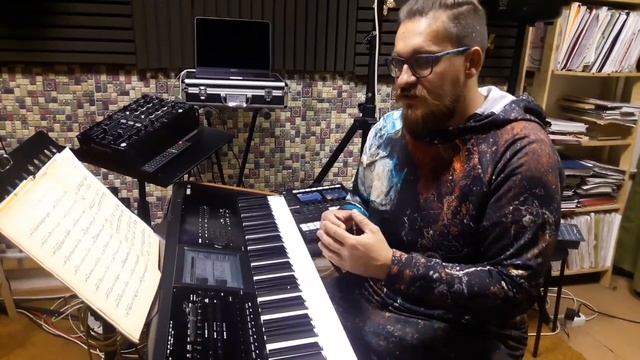 Как быстро научиться играть на фортепиано - 3 "блатных" аккорда - основа музыки смотреть онлайн