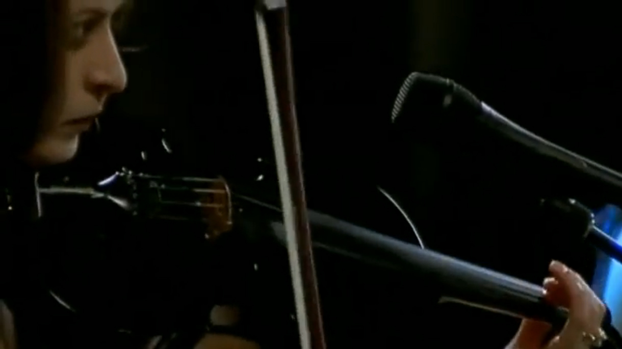 The Corrs - Everybody hurts смотреть онлайн