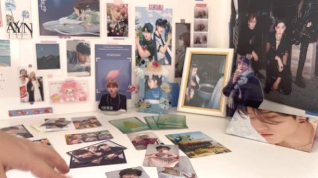 ??Распаковка карт Stray kids?? смотреть онлайн