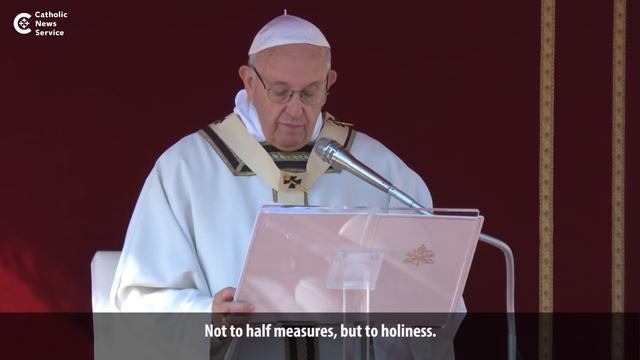 Pope canonizes Paul VI, Oscar Romero смотреть онлайн