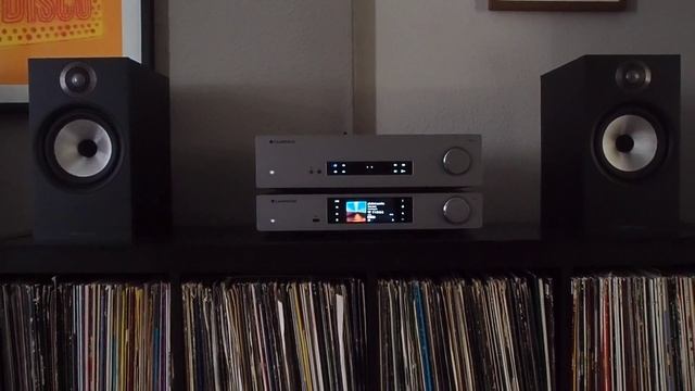 Cambridge Audio And Bowers & Wilkins 606