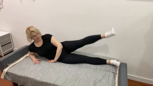 3 Минуты Упражнений Избавят От Отеков Усталости ног/ Подтянуть ноги Дома/ Без прыжков/ Похудение смотреть онлайн