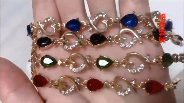 Браслет в форме сердца из ювелирной стали с золотым покрытием и австрийскими кристаллами смотреть онлайн