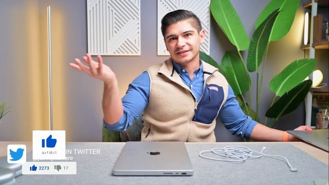 14" M1 Max MacBook Pro (Silver) UNBOXING and SETUP! смотреть онлайн