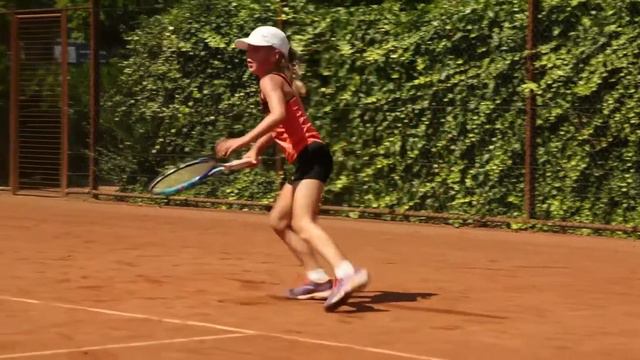 De beste jeugdspelers van Nederland spelen het NJK смотреть онлайн