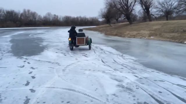 ЛЁД, Урал, очень лысая резина) смотреть онлайн