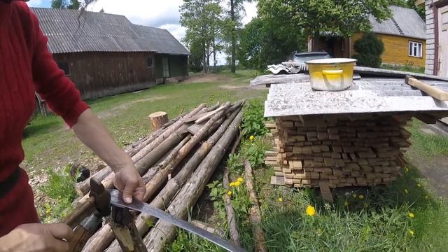 Деревенские будни. Влог #11. Немного о мульче. Как я отбиваю косу. Косим траву. смотреть онлайн