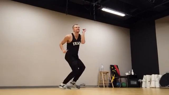 ХАБИБ - ЯГОДА МАЛИНКА ОП ОП ОП ?  #смех #Хабиб #ягодамалинка #хорошеенастроение #shuffledance #danc