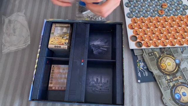 Распакуем «Этот Безумный Мир» настольная игра ? «It's a wonderful world» board game unboxing смотреть онлайн