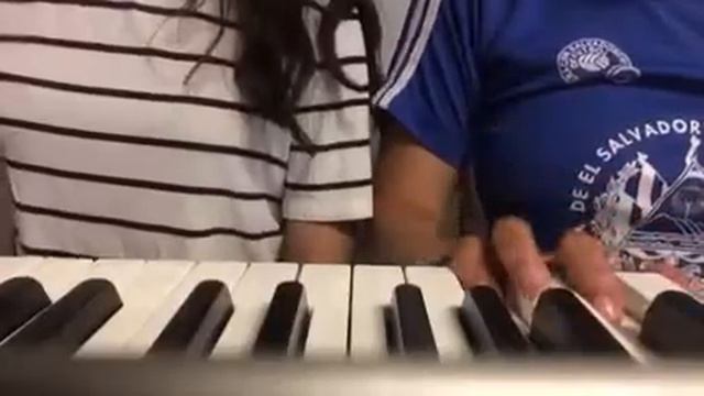 This is Gospel/Pretty Hurts Mashup смотреть онлайн