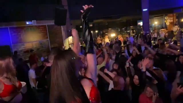 Eddie G @ Ресто-Клуб "Свои да Наши" (г. Кострома 01.07.2023) смотреть онлайн