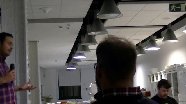 Madrid DevOps Diciembre 2015: "Taiga: El gestor de proyectos ágil" смотреть онлайн