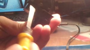 Как снять кнопку заднего стеклоподъёмника на Volkswagen Polo Sedan