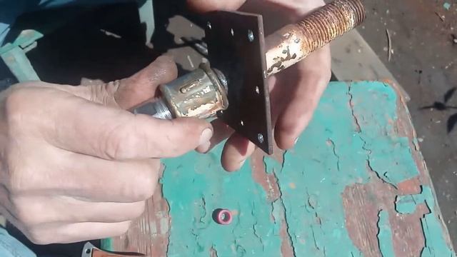 Ниппельная поилка для поросят / монтаж /