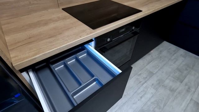 чёрная кухня. дорого богато ;) смотреть онлайн