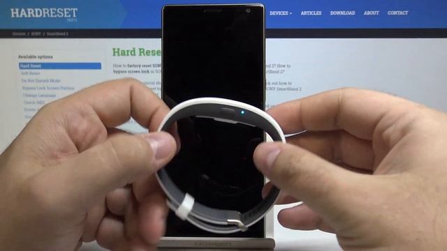 How To Hard Reset SONY SmartBand 2 - Erase All Details / Reset Settings