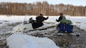 Испытания бурана на двух лыжах в наледи.