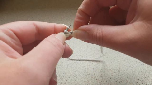 Вязание. Узоры спицами. Простой красивый узор. Handknitting for beginners. very easy pattern смотреть онлайн