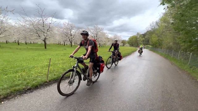 Duke of Edinburgh's International Awards - Biking Group 2023 смотреть онлайн