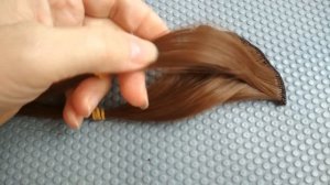 ПАРИК ДЛЯ КУКЛЫ НА  ШАПОЧКЕ ИЗ ТРЕССА  МАСТЕР КЛАСС