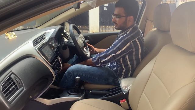 Honda City | Best Comfortable Sedan ? |Gen 4 and Gen 5 Compared | i-Vtec |Detailed Tamil Review смотреть онлайн