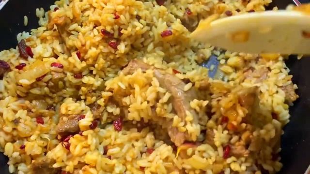 Плов в тыкве ?Осталась тыква после Halloween? Приготовь в ней плов. Очень полезный овощ ? Праздник) смотреть онлайн