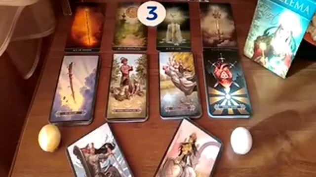 On-line гадание: Сущность загаданного человека смотреть онлайн