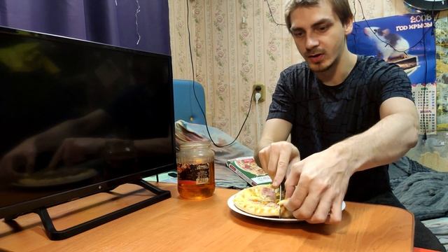 Пицца el Rimio за 103 рубля в светофоре :) смотреть онлайн