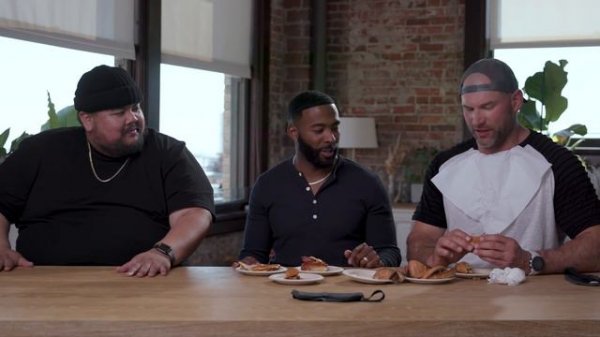 Thom & Hawk Football Show "Super Snack Off" - Powered by PlayMorePods | Amazon Music