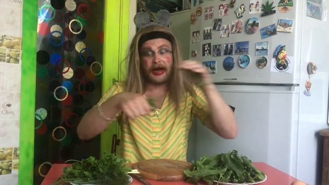 Зеленый борщ от Иннуши / БИЧЕВСКАЯ КУХНЯ смотреть онлайн