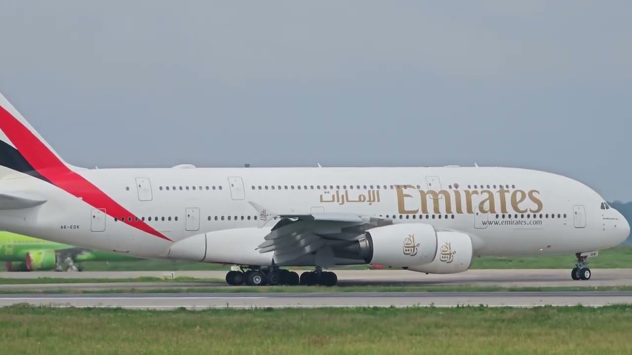 Airbus A380 #a380 #airbus #emirates #arabian #dme #domodedovo смотреть онлайн