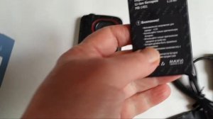 Как вставить сим карту в телефон MAXVI B6.