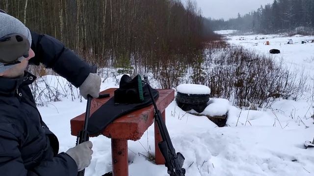 AR15 против АК. 100м + банка с Алиэкспресс смотреть онлайн