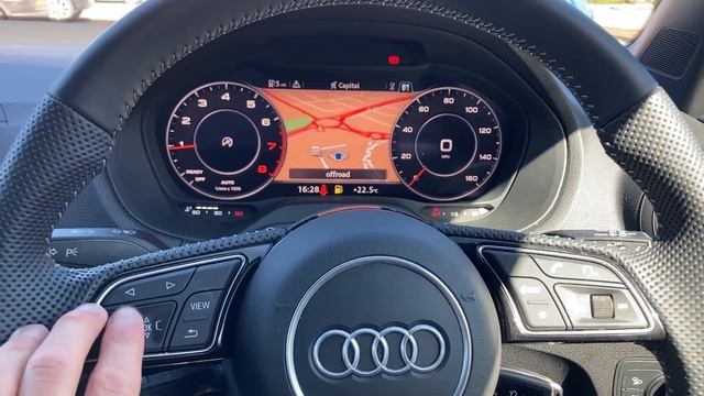 Used Audi Q2 S line 30 TFSI 116 PS 6-speed смотреть онлайн
