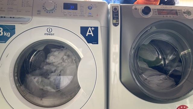Wash Race : Indesit VS Ariston - Cotton standard 60* (Full cycle) смотреть онлайн