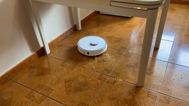 Робот пылесос Xiaomi Roborock sweep one спустя год. Обзор. смотреть онлайн