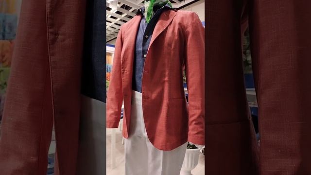 Влог. Много красивых и стильных людей. Выставка Pitti Uomo 2023 часть 2. Тренды мужской моды 2024. смотреть онлайн