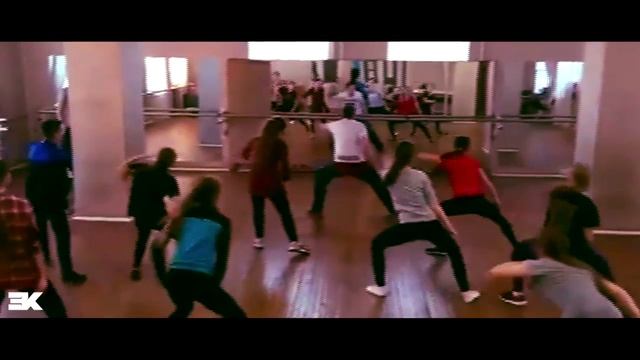 Студия танца "FORCE" МК от Виктора Бобрешова и Игоря Перелыгина смотреть онлайн