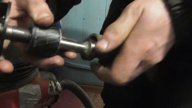 Смазка закрытого подшипника при помощи пылесоса смотреть онлайн