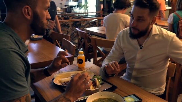 БЛОГЕРМАН #3 - правильная утка по-пекински. Лето в Москве. Фестиваль Low & Custom культуры ЛИСТВА. смотреть онлайн