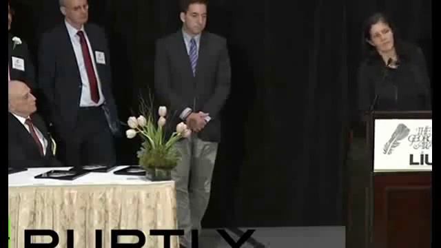 'Award for Edward' Journalists behind Snowden leaks dedicate prestigious prize to him смотреть онлайн