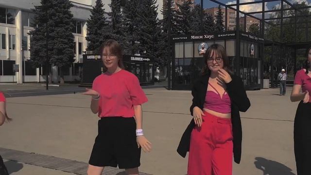 [KPOP IN PUBLIC | ONE TAKE] (G)-IDLE - ‘퀸 카(Queencard)’ DANCE COVER by !IKN from RUSSIA смотреть онлайн