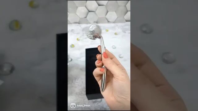Роликовый массажёр для лица