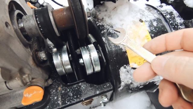 Снегоуборщик Champion ST 556 не кидает снег. Решение есть смотреть онлайн